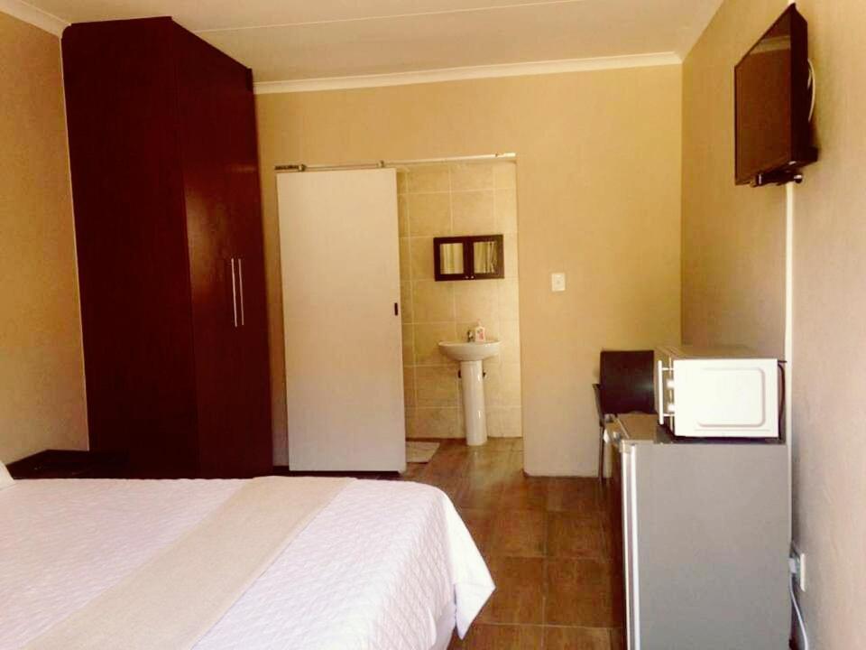 The Royal Haven Hotel Lichtenburg Exterior foto